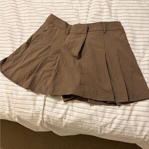 Dynamite Brown Pleated Skort L